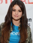 2013 Selena Gomez Ombre Hairstyles