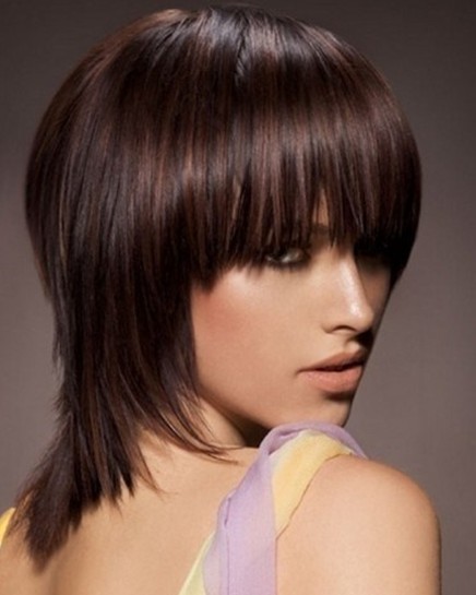 Medium Short Hair Styles for Straight Hair