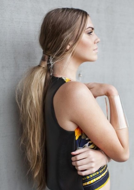 Pretty Beachy Ponytails Hairstyles for Long Hair