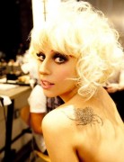 Blonde Curly Hairstyle for Short Hair, Lady Gaga Hair Styles