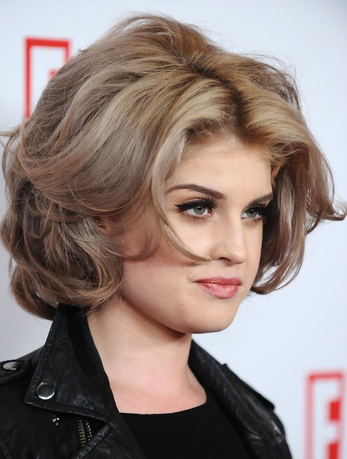 Kelly Osbourne Hairstyles: Mid-length Curly Hairstyle