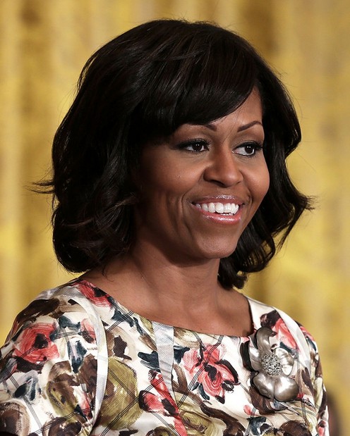 Michelle Obama Hairstyles 2014: Lovely Wavy Hairstyle for Medium Hair