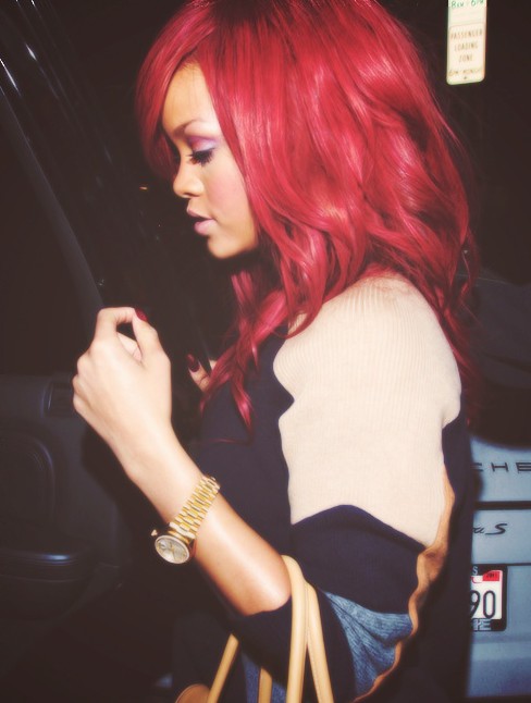 Rihanna Hairstyles: Cute Red Hairstyle for Girls