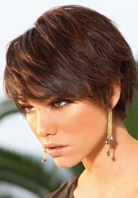 Short Straight Hairstyles for Thick Hair