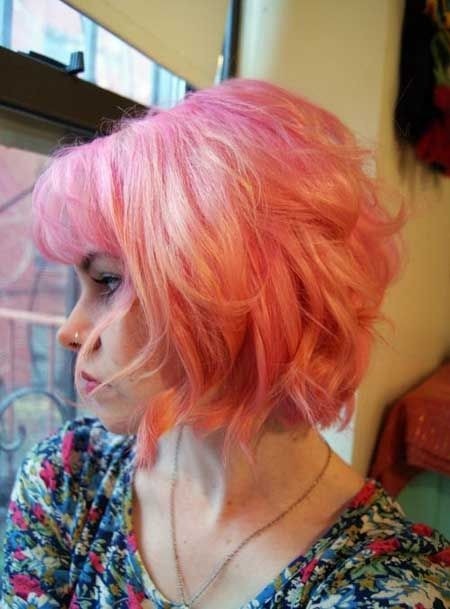 Curly Bob Hairstyle for Short Hair: Women Haircuts