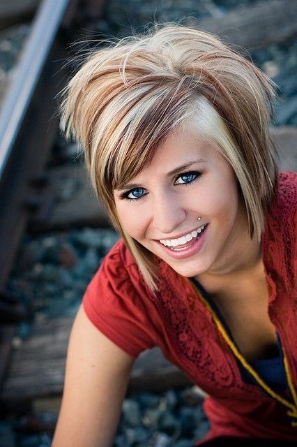 Cute Blonde Hairstyles With Bangs