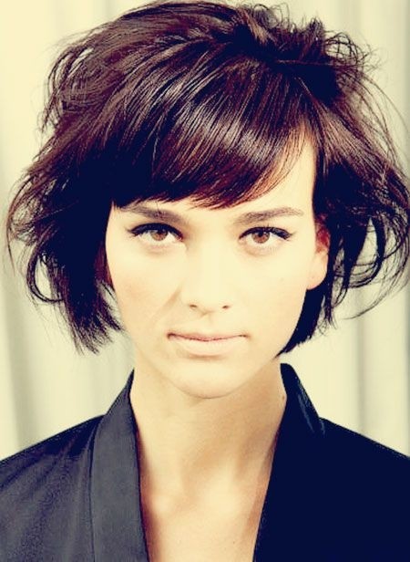 Messy Short Hairstyles for Side Bangs
