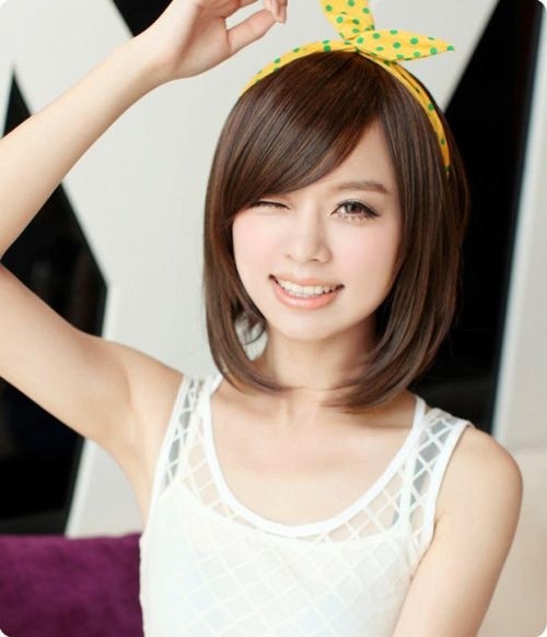 Most Popular Short Asian Hairstyles for Women and Girls: Long Bob