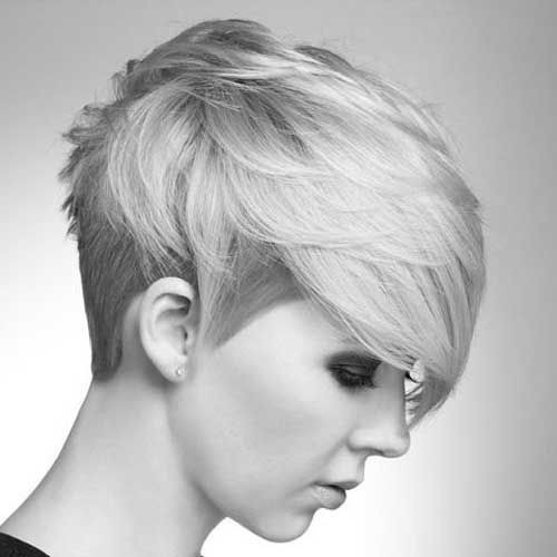 Stylish Messy Short Hairstyles for Women and Girls