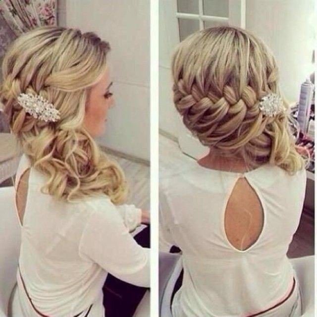 Loose Side Hairstyles for Curly Hair