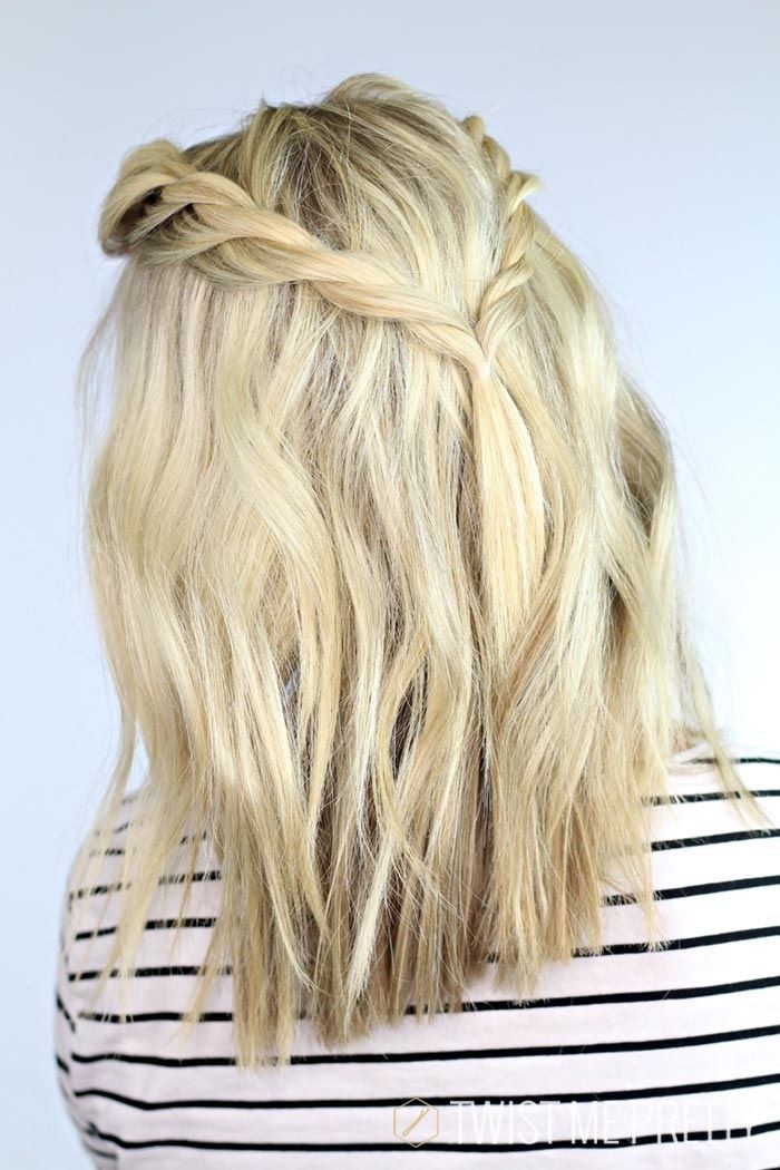 Easy Medium Hairstyle with Braid