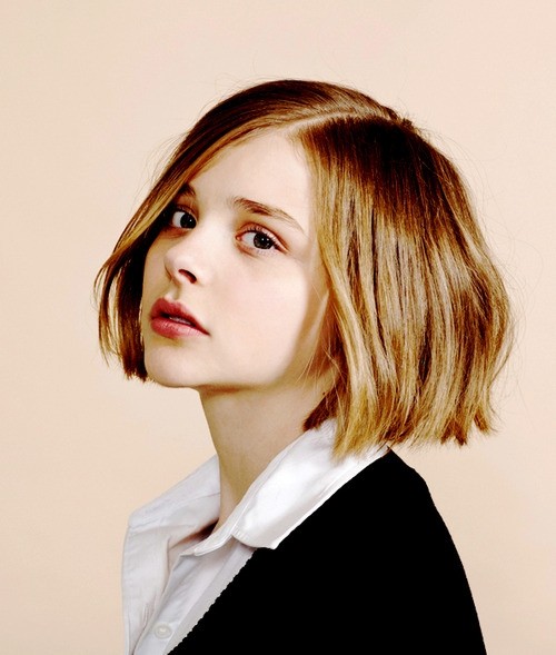 Short Layered Hairstyles: Blunt Bob Haircut for Girls