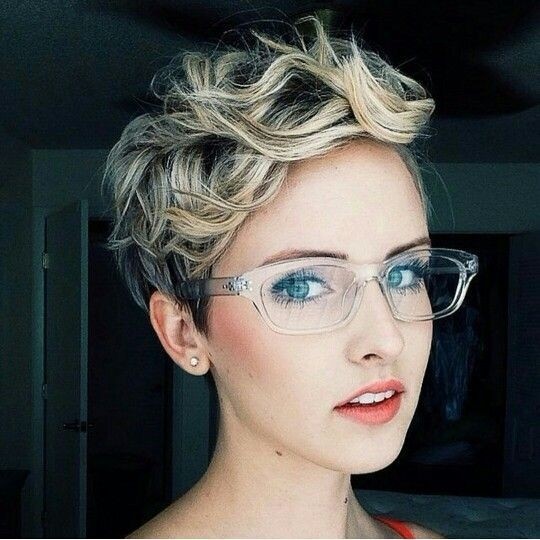 Trendy Short Curly Hairstyle - Casual Pixie Haircuts