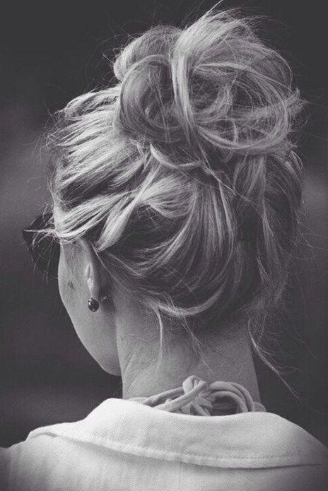 Pretty Messy Updo Hairstyles for Summer