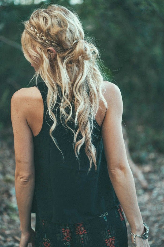 Boho Hairstyles with Braids – Bun Updos & Other Great New Stuff to Try Out!