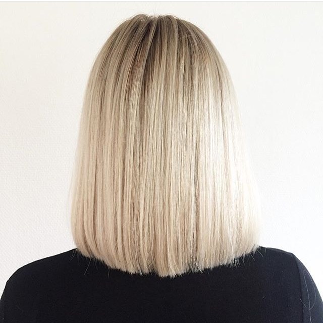 back view of straight long bob lob hairstyle