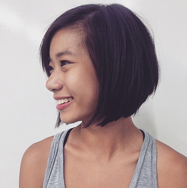 Cute graduated bob hairstyle for Asian girls