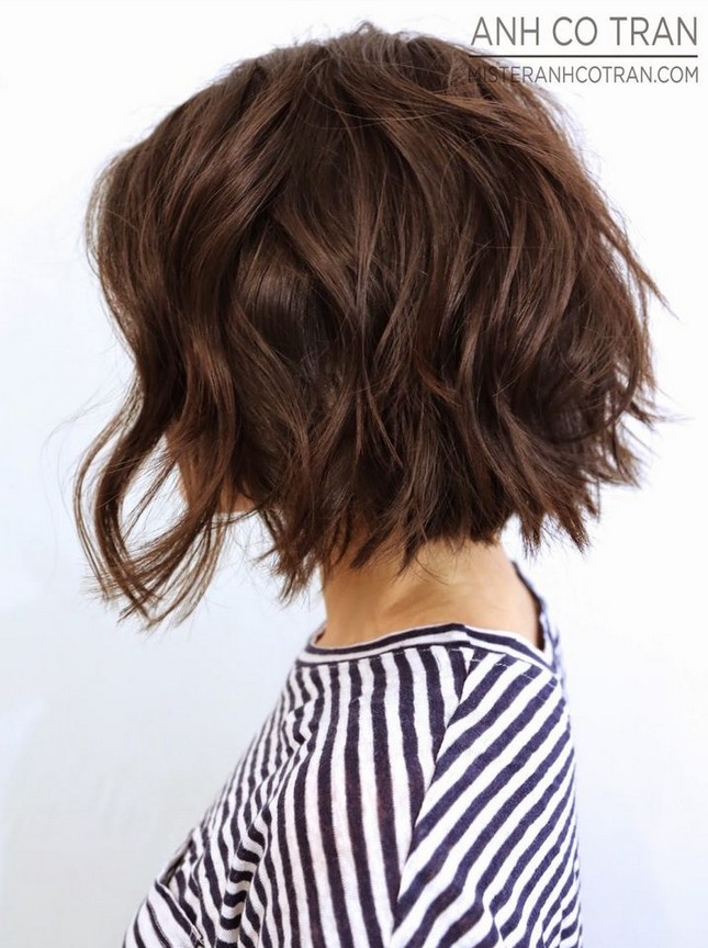 Side View of short wavy bob hairstyle