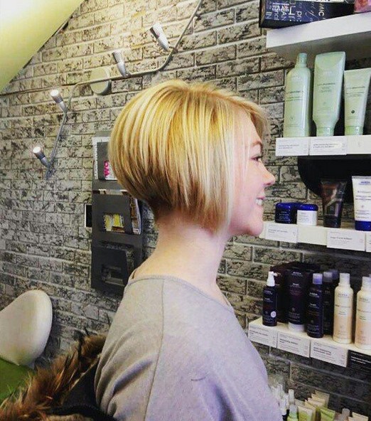 short inverted bob hairstyle for fine thin hair
