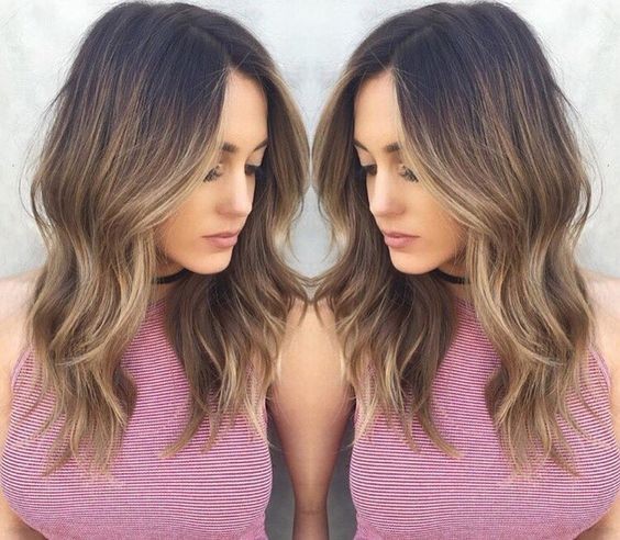 Ombre Hairstyle with Medium Wavy Hair