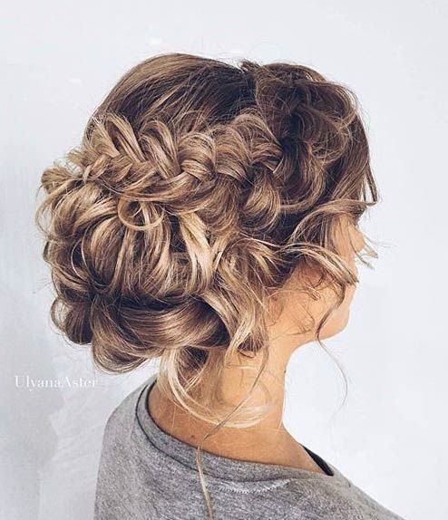 pretty-updo-hairstyle-for-prom