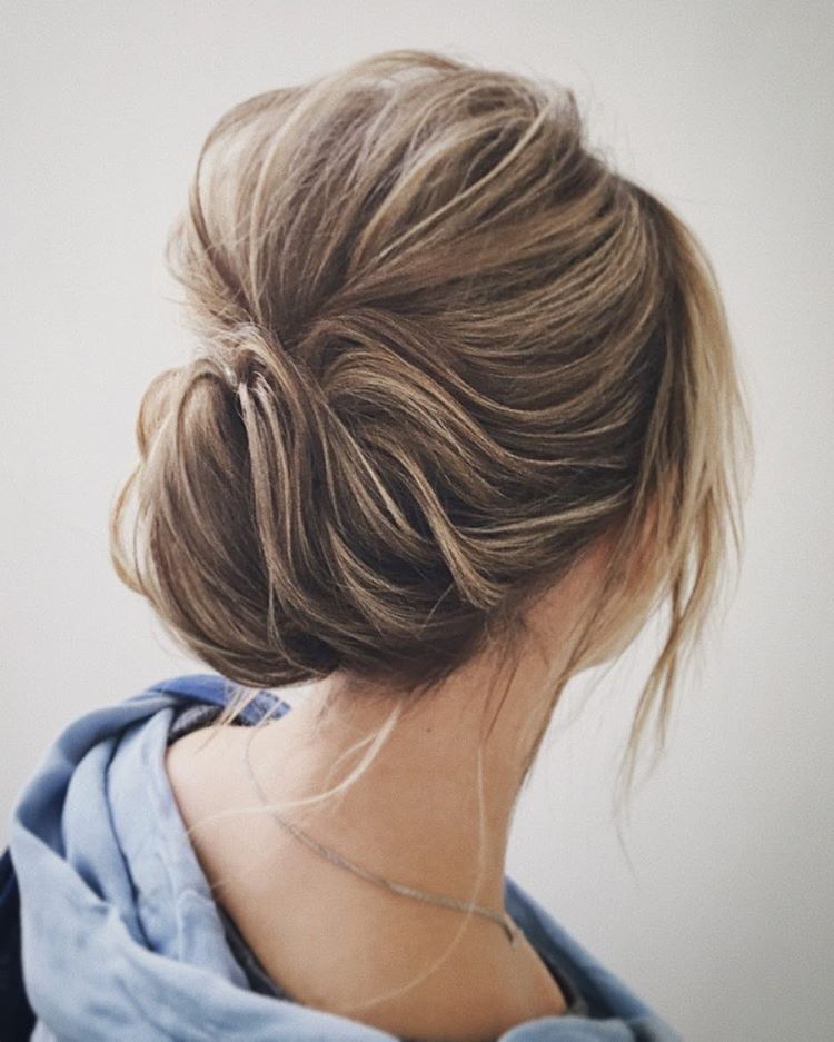 Easy and Pretty Chignon Buns Hairstyles - Quick Updo Hairstyles for Women
