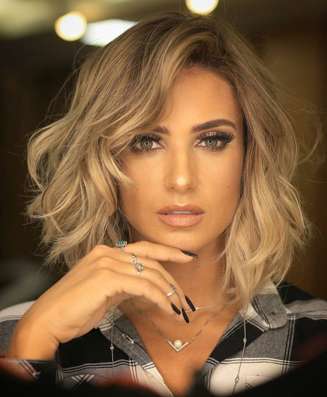 10 Stylish Medium Bob Haircuts For Women PoP Haircuts