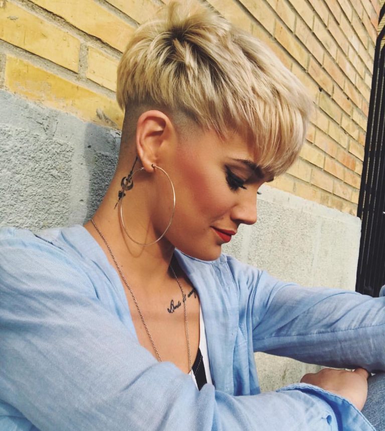 10 Stylish Pixie Haircuts, Undercut Hairstyles Women Short Hair for