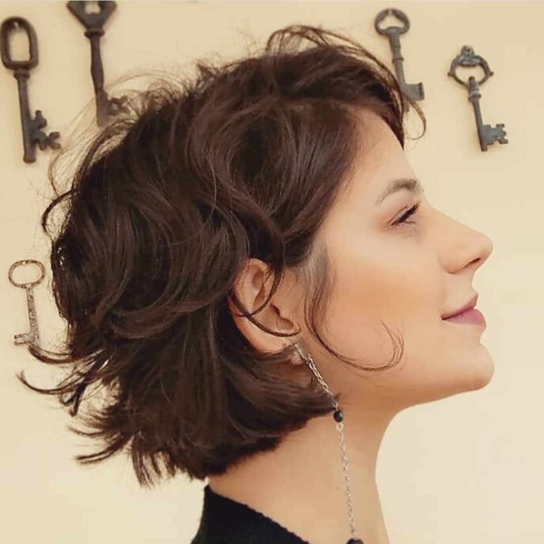 Short Hairstyles For Young Ladies