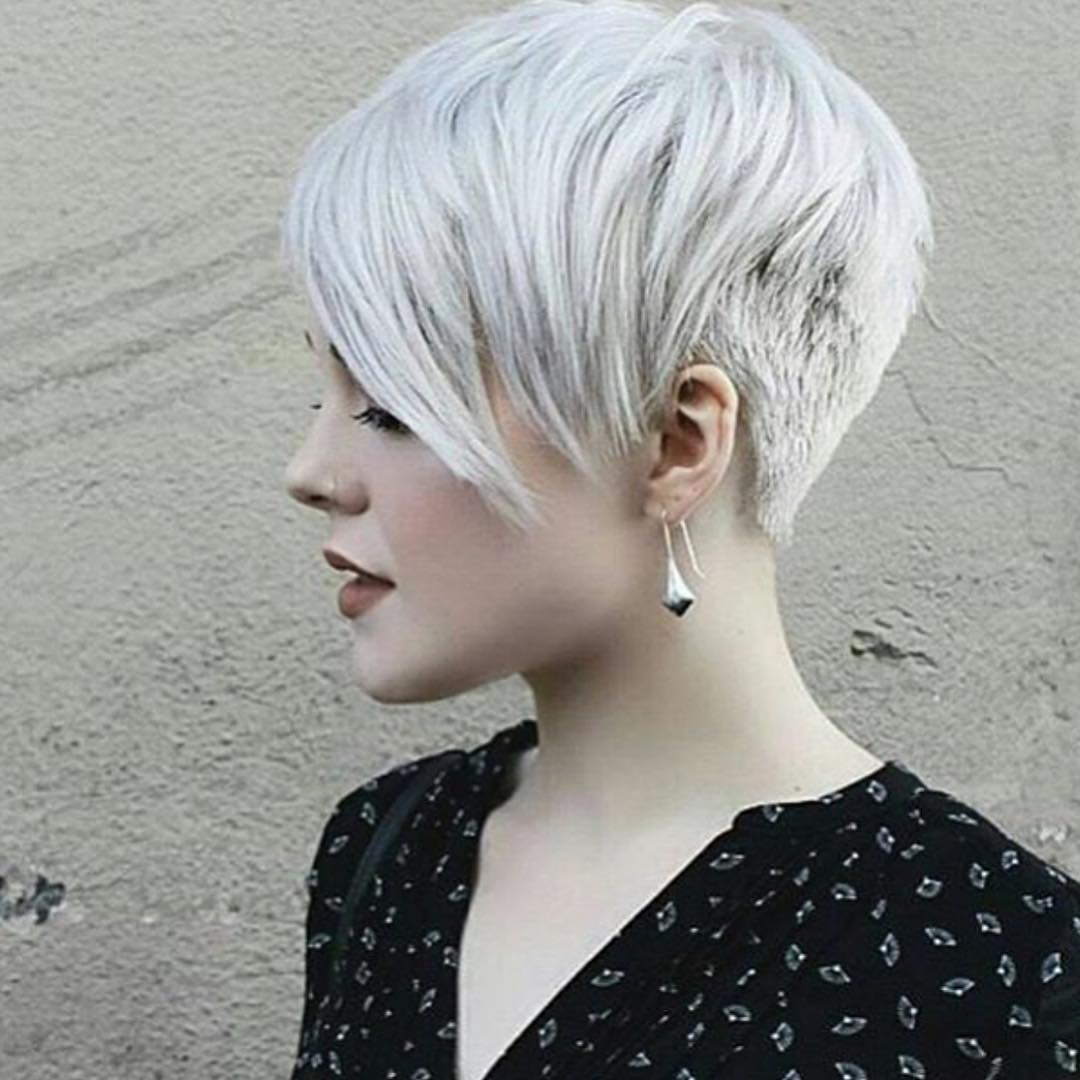 10 Stylish Feminine Pixie Haircuts Short Hair Styles For Female Pop Haircuts