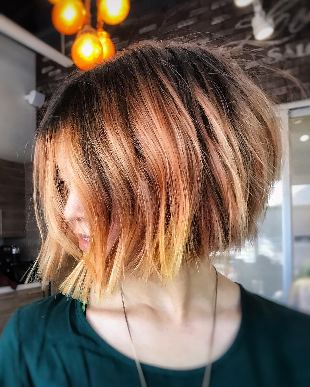 Simple Blunt Bob Hairstyles, Cool Short Haircut for Female