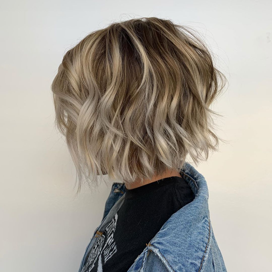 10 Wavy Bob Haircuts for Women - PoP Haircuts