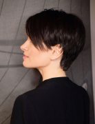 Stylish Easy Pixie Haircut for Women - Short Pixie Hair Style Ideas