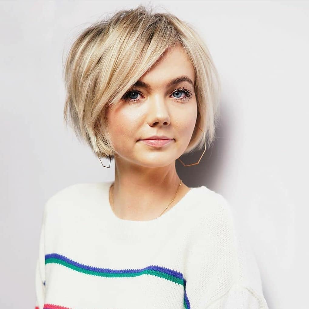Office Short Hairstyle Ideas for Women - Quick and Simple Short Haircuts