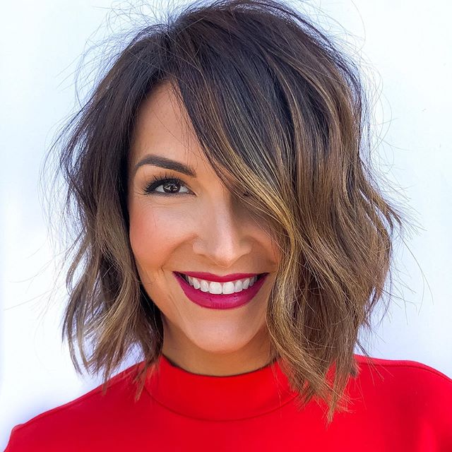Lob Hairstyles for Thick Wavy Hair - Women Lob Hairstyles and Haircuts in 2021