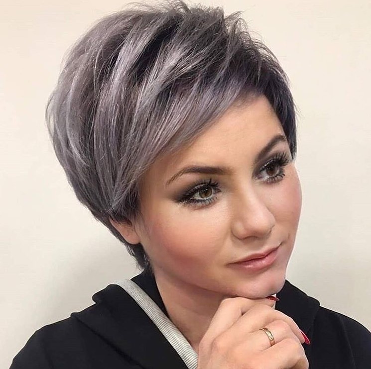10 Female Everyday Hairstyles for Short Hair Makeovers