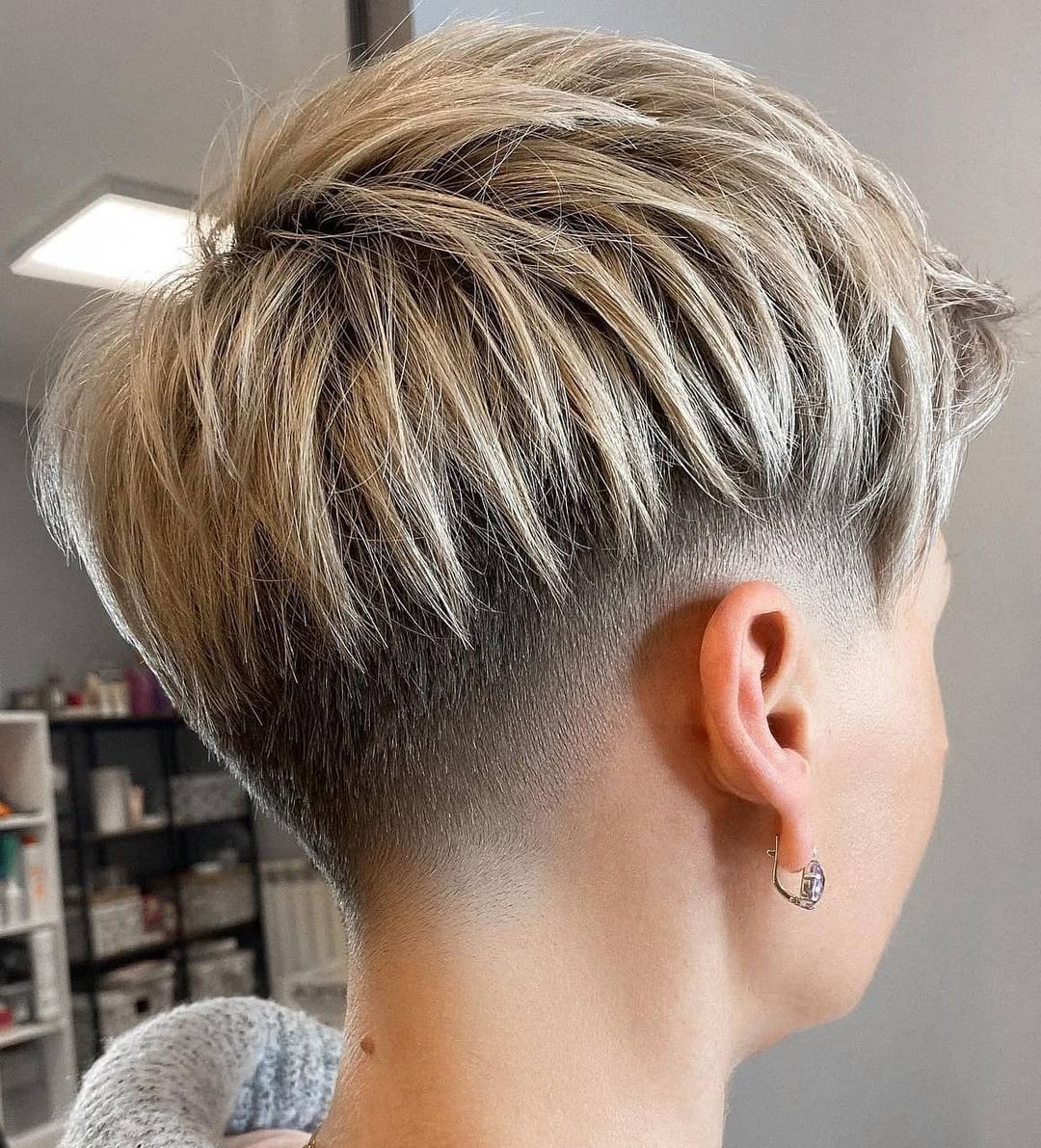 Short Layered Hairstyles - Layered Short Haircuts for Fine & Thick Hair