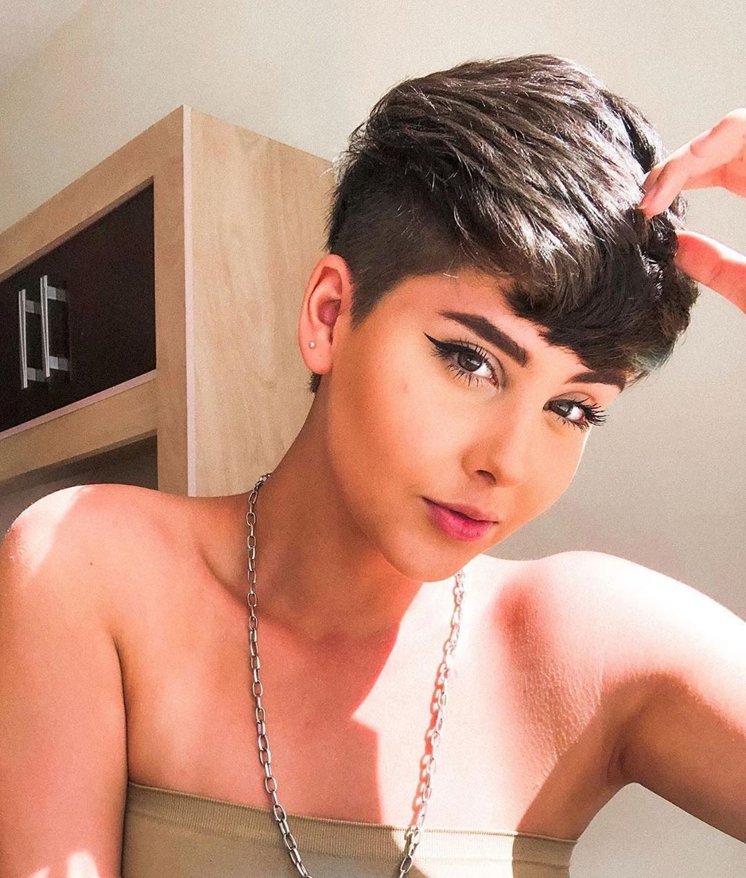 Short Pixie Haircuts for Women - Cool Pixie Cut Hairstyles