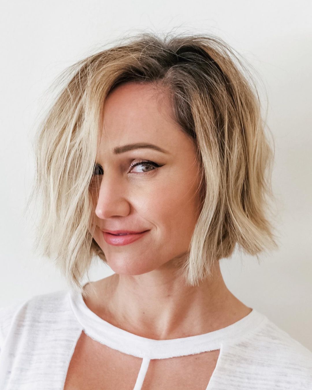 Stylish Short Haircuts for Thick Hair - Cute Short Hairstyles for Women