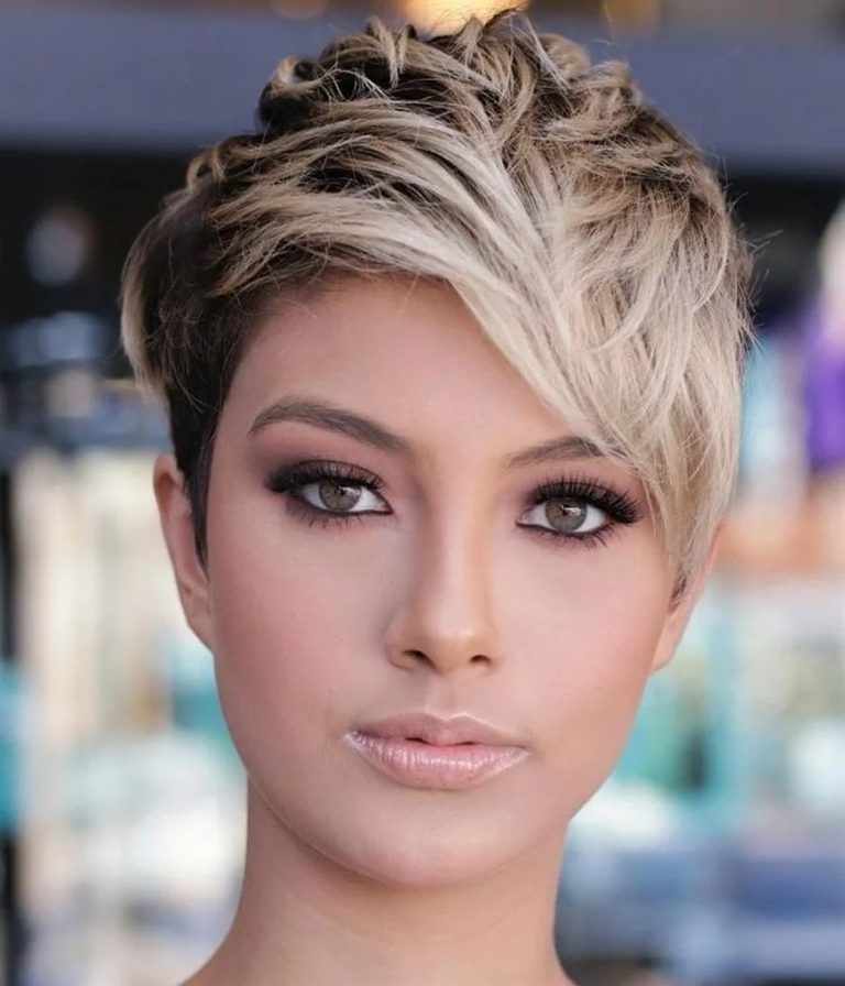 20 Snazzy Short Layered Haircuts for Women - PoP Haircuts