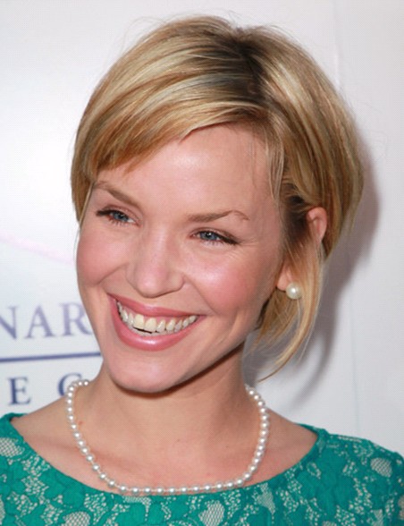 Ashley Scott Short Hairstyles